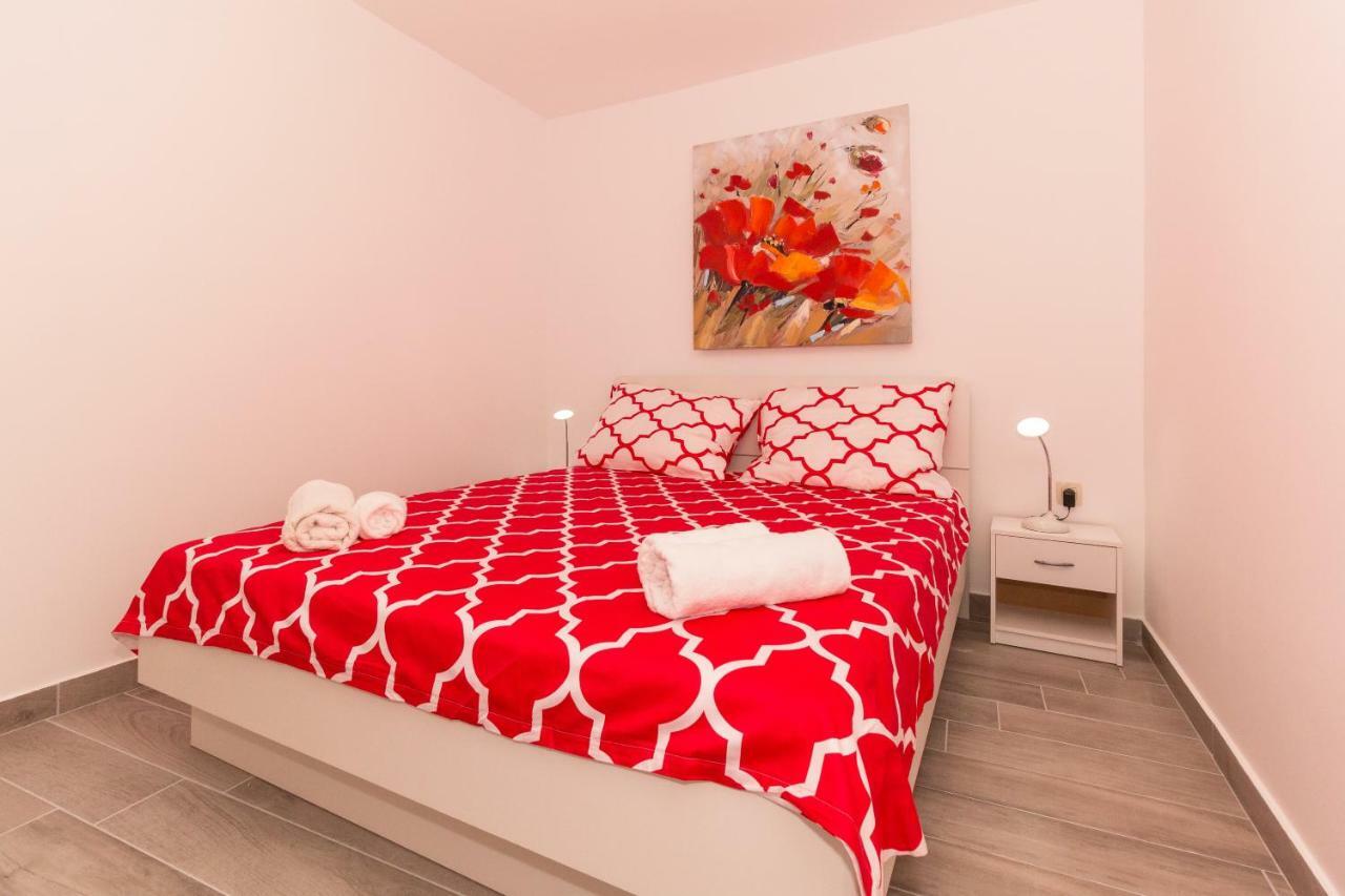 Апартаменты App Joly In Center Old Town Биоград-на-Мору Экстерьер фото